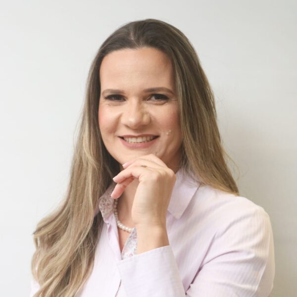 leandra rodrigues oliveira 1 e1693858411650 600x600